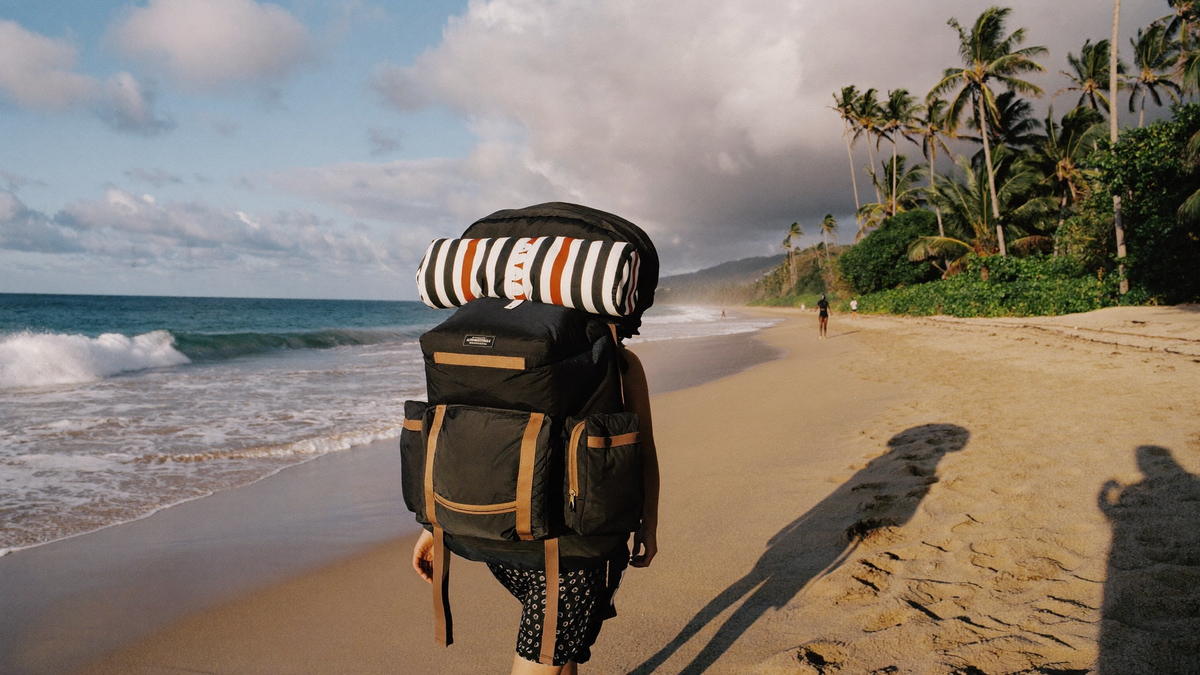 Mejores mochilas de viaje para mochileros en Guatemala y playa — guía 2026