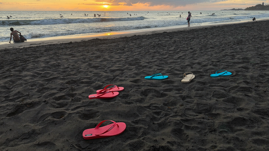 Mejores sandalias para playa y surf Guatemala — El Paredón 2026