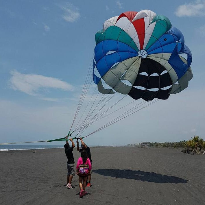 Vol d'aventure : parachute ascensionnel