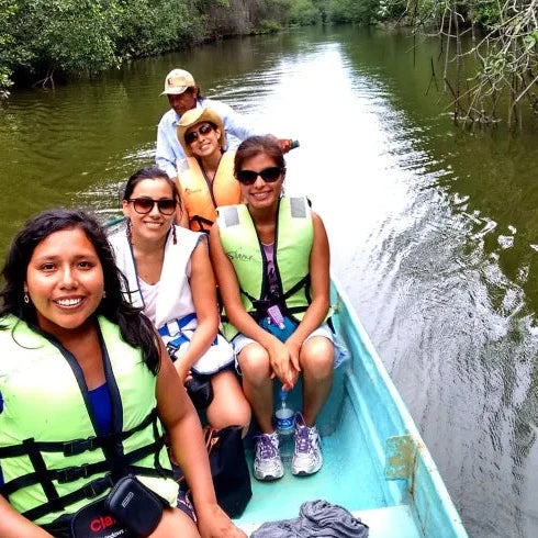 Tour del Manglar en Lancha 1.5 Horas - El Paredón, Guatemala 